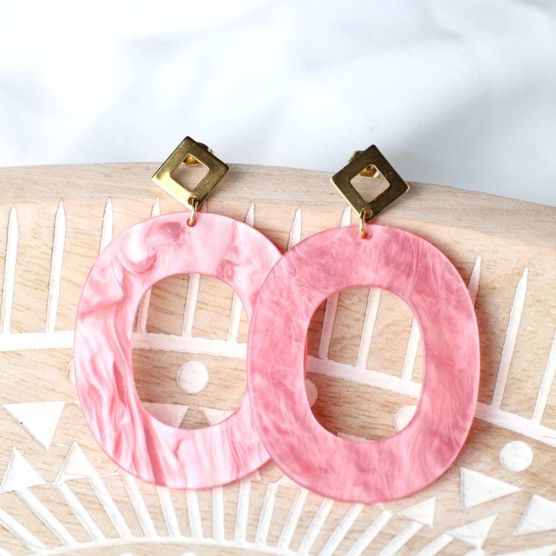 Ohrringe Aus Resin Mit Rosa Anhänger. Grosse Statement Ohrhänger Rechteckig. Geschenk Für Sie von GluecksbringerinShop