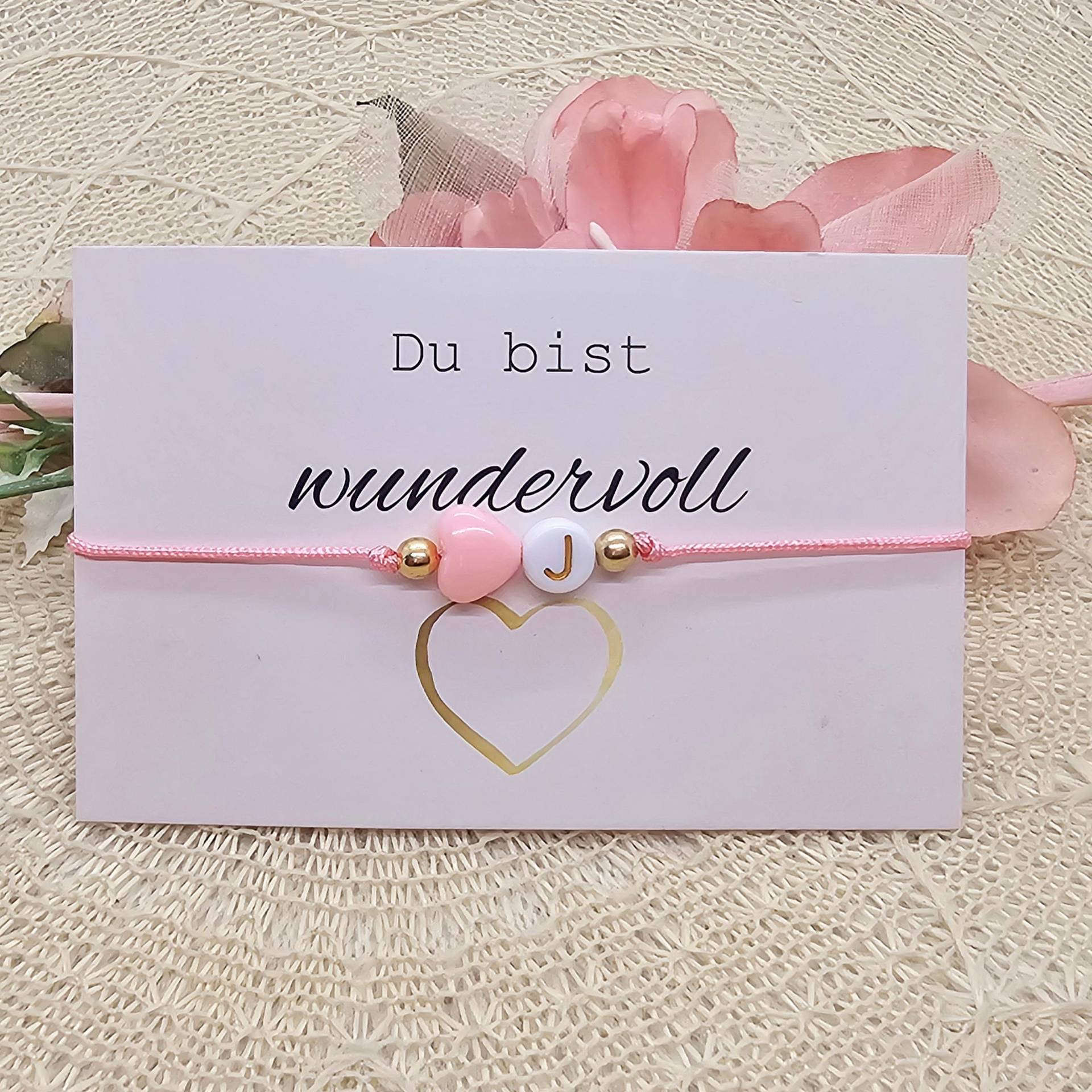 Personalisiertes Makramee Armband Mit Herz Rosa - Zartes Freundschaftsarmband von GluecksengeI