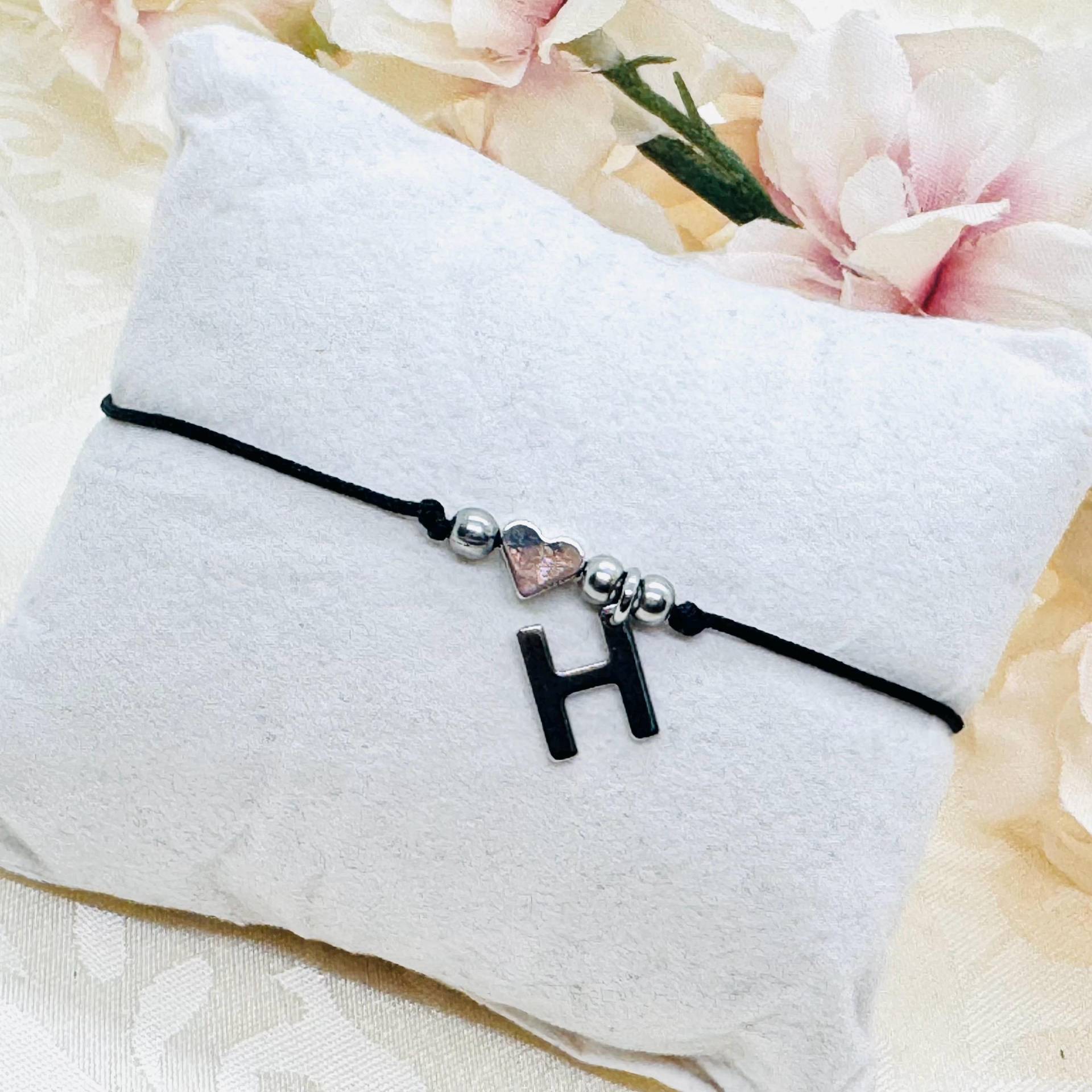 Personalisiertes Verstellbares Makramee Armband Mit Initial Anhänger Silber U. Herz - Buchstaben Freundschaftsarmband Geschenk Für Sie von GluecksengeI