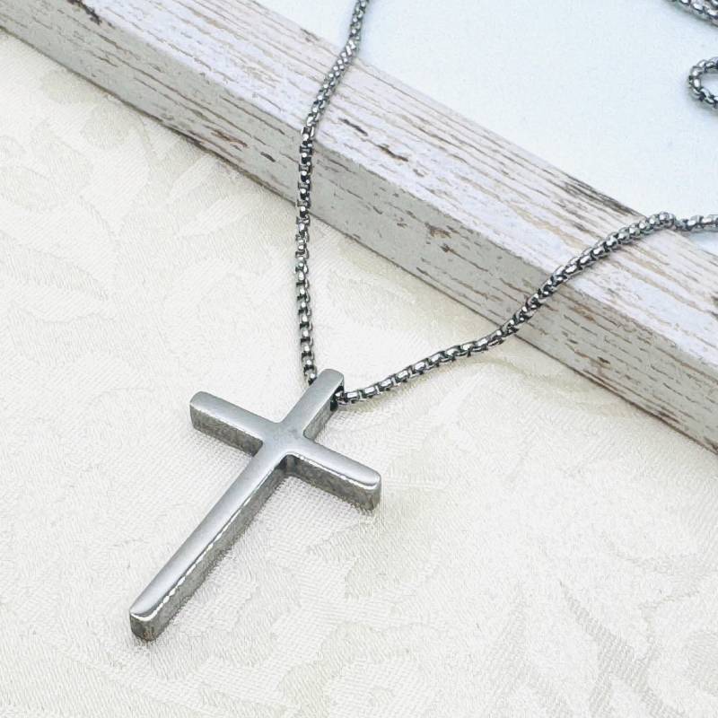 Silberne Halskette Aus Edelstahl Mit Kreuz Anhänger- Länge 60 cm - Herrenkette Geschenk Für Frauen U. Männer von GluecksengeI