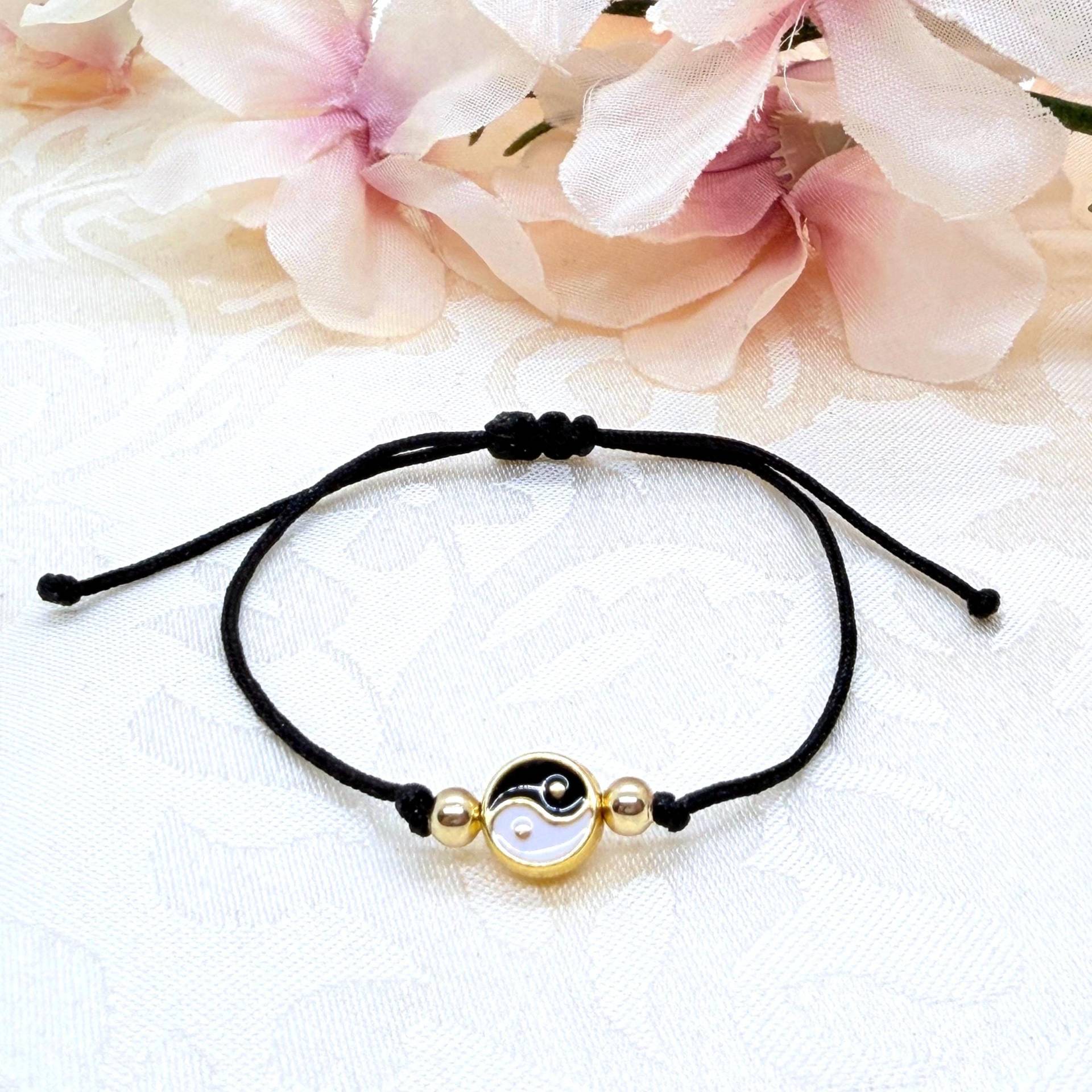 Yin Yang Makramee Armband - Filigranes von GluecksengeI