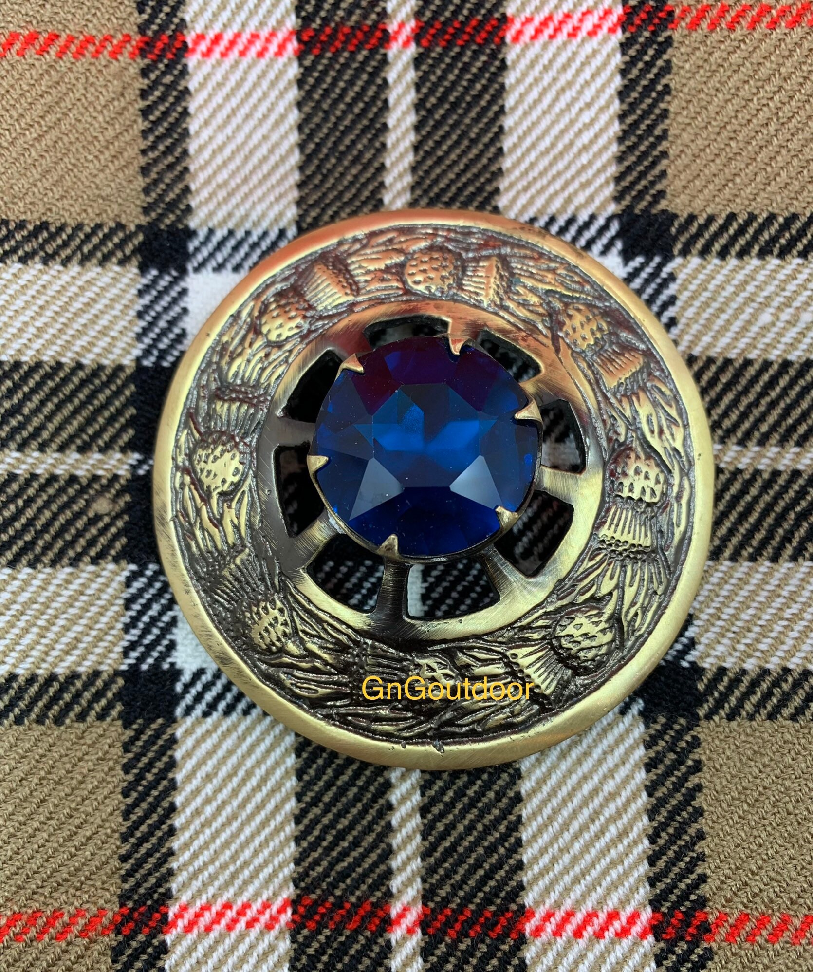 Kilt Fly Karo Brosche Distel Design Mit Stein Highland Antique Broschen Kilt Fly Karo Brosche Distel Design Mit Stein Highland Antique Broschen von GnGOutdoor