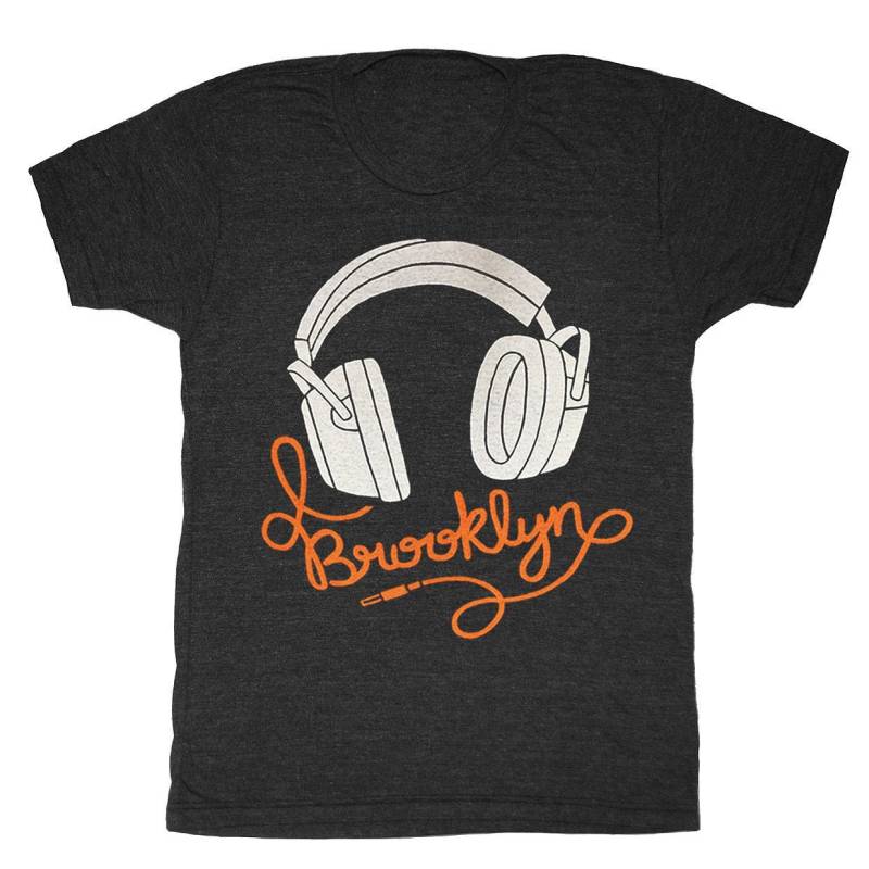 Brooklyn Kopfhörer - T-Shirt Herren Unisex Musik Dj Mixtape New York Bk Nyc Ny Bklyn Achtziger Jahre Retro Vintage Audiophone Kassette von GnomEnterprises