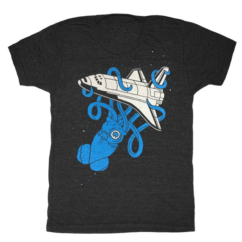 Squid Vs Space Shuttle - Unisex Herren T-Shirt 2001 Kraken Ufo Raumschiff Monster Oktopus Scifi Wissenschaft Geek Nasa Astronomie Planet T Shirt von GnomEnterprises