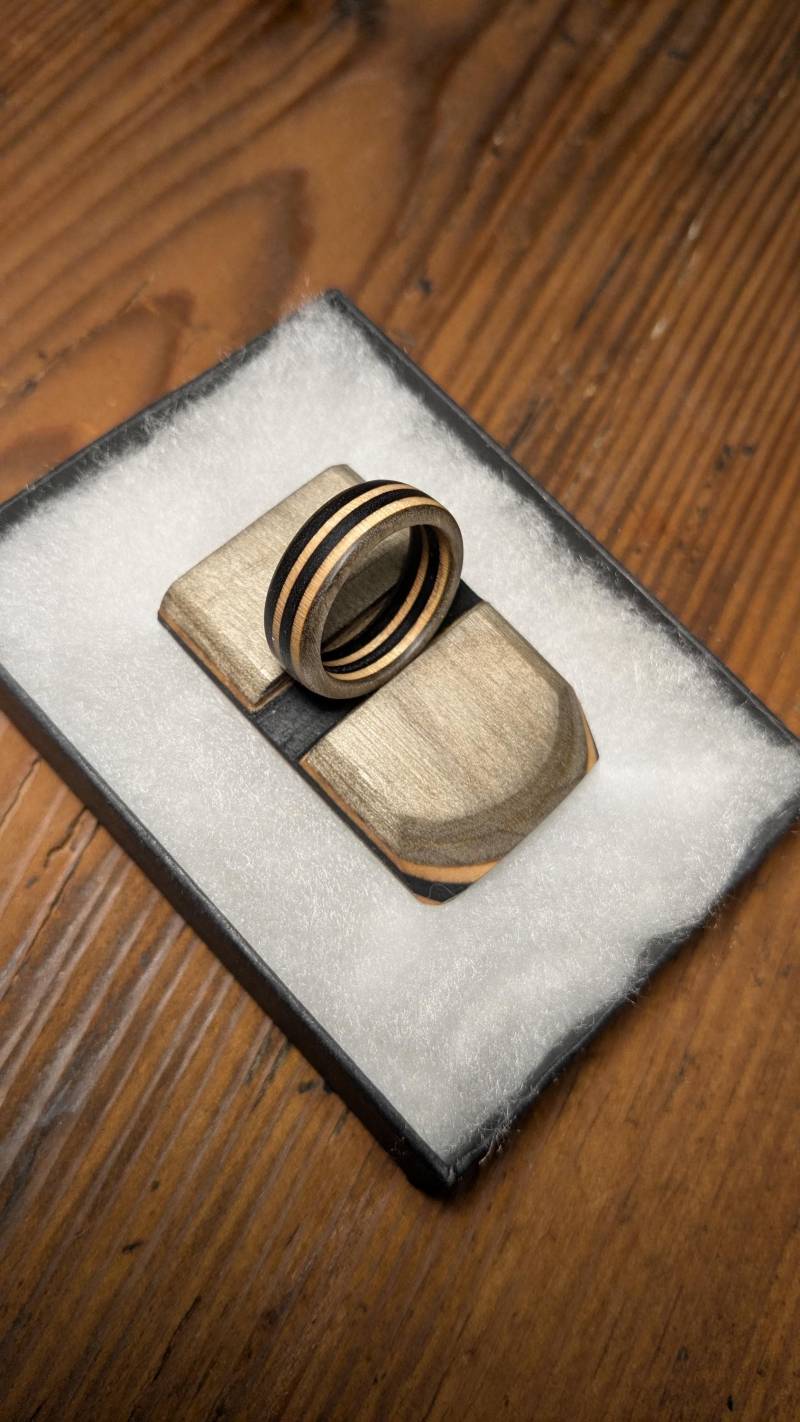 Ringe | Upcycling Skateboards Ringe | Upcycling Skateboards von GoSkateDesign