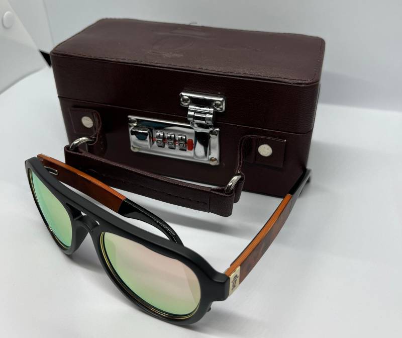 Damen Designer Sonnenbrille Vintage Luxus Aviator Von Boss M.a.d.e Ansichten von GodAnointed