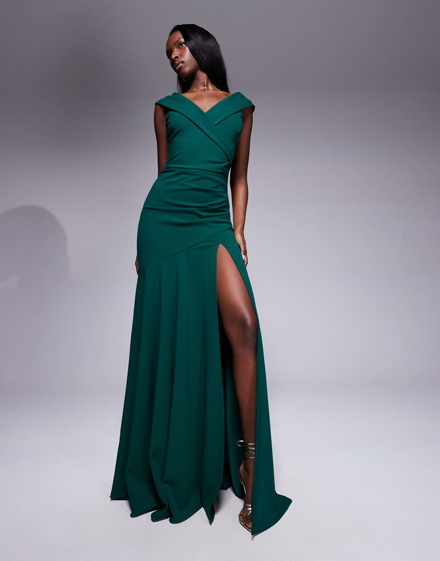 Goddiva - Schulterfreies Maxikleid aus Kreppstoff in Scuba-Optik in Smaragdgrün mit Schlitz vorne von Goddiva