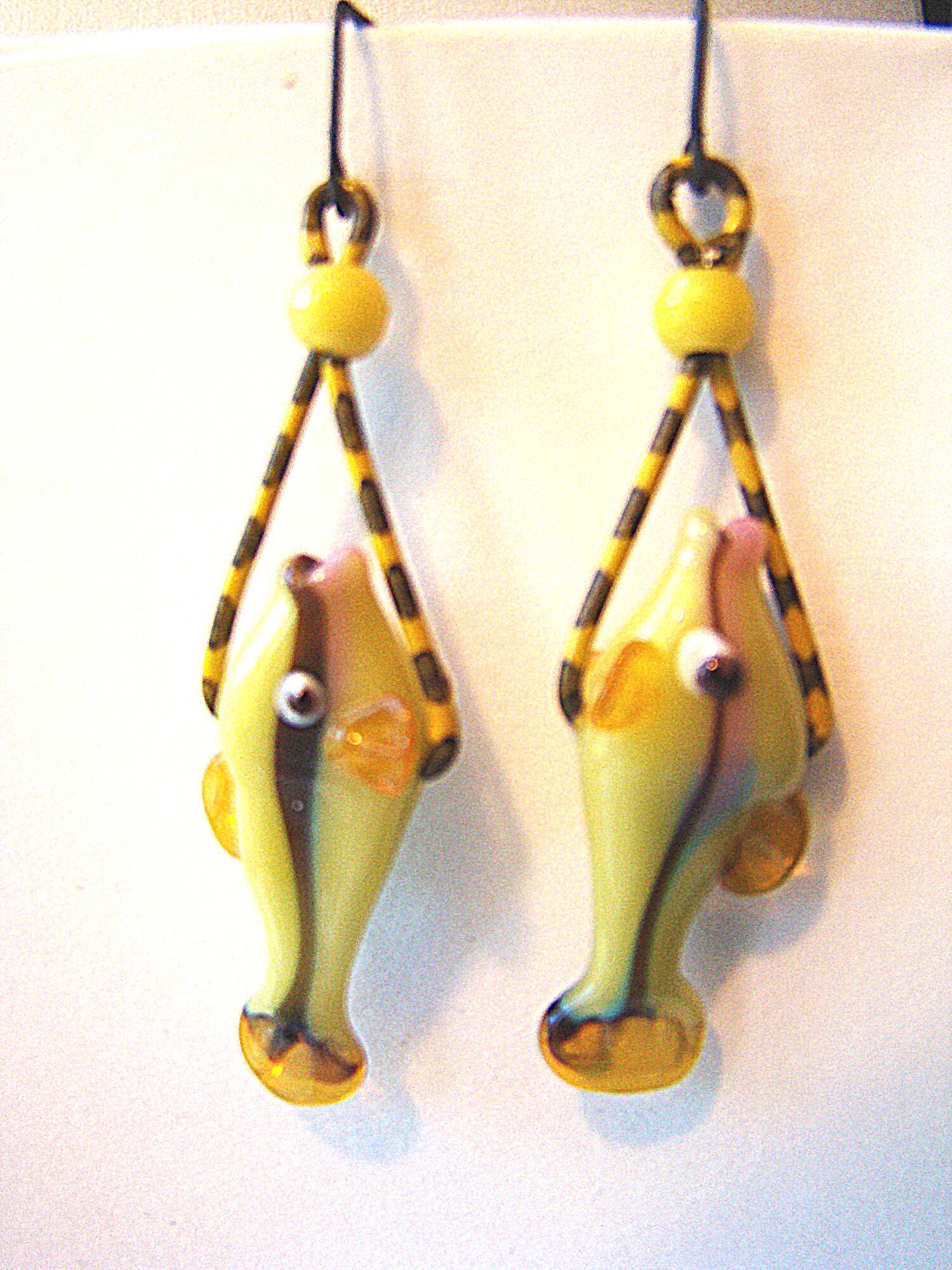 Gelber Fisch Ohrringe Gestreift Gelber Fisch Ohrringe Gestreift von GodsSisters