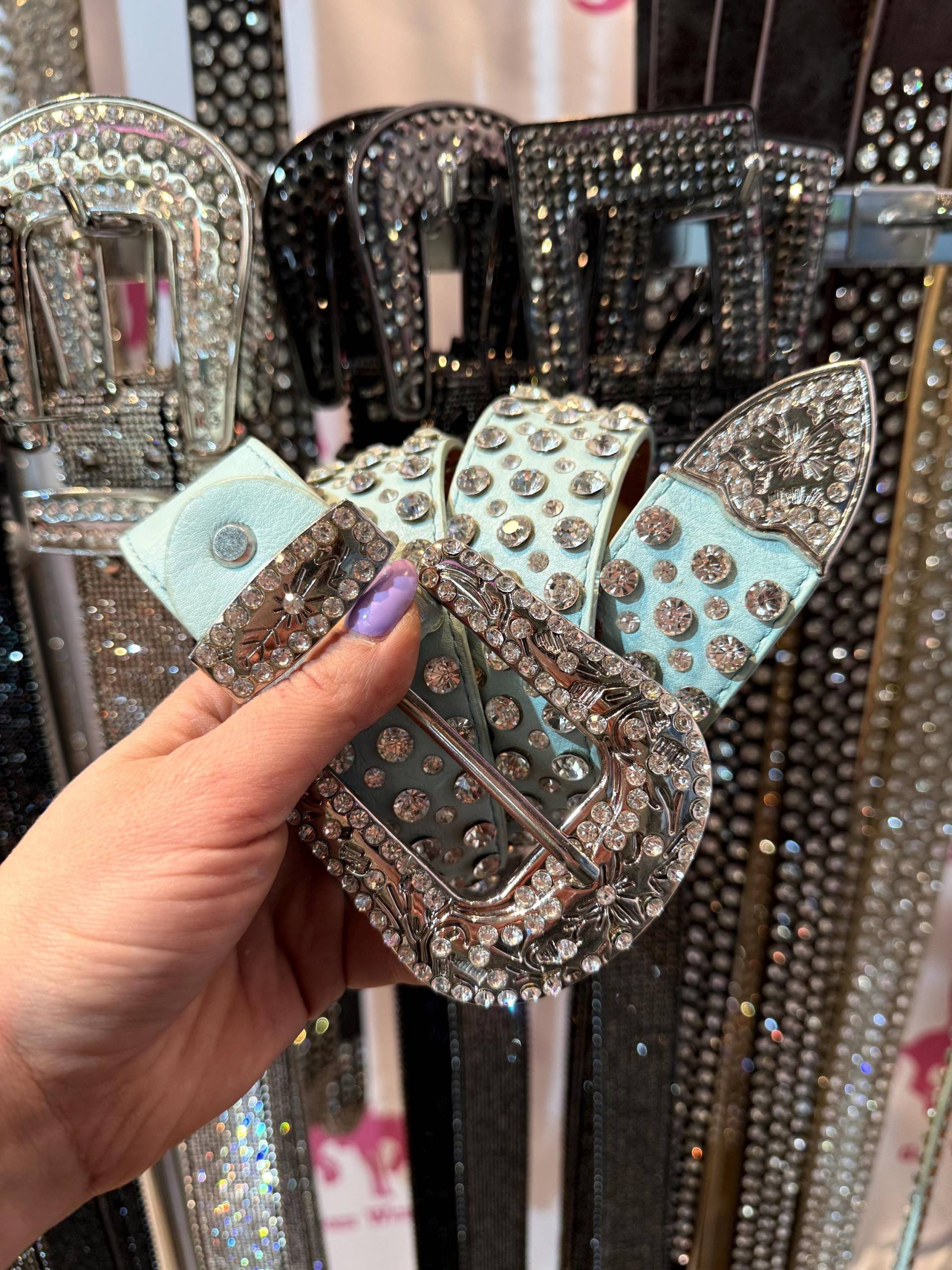 Echtleder-Gürtel Mit Strassnieten - Türkis | 4 cm Breit Nickelfrei Handgemacht Im Western-Stil von GoesWestWestern