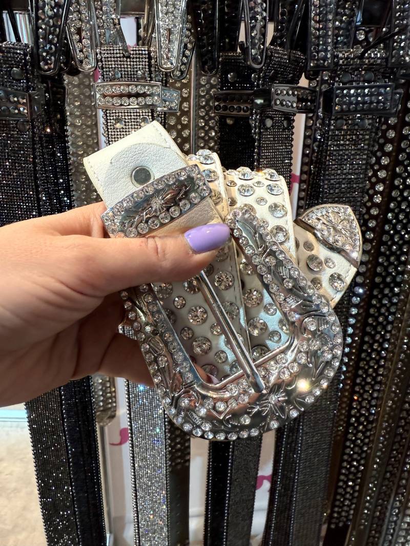 Echtleder-Gürtel Mit Strassnieten - Weiß | 4 cm Breit Nickelfrei Handgemacht Im Western-Stil von GoesWestWestern