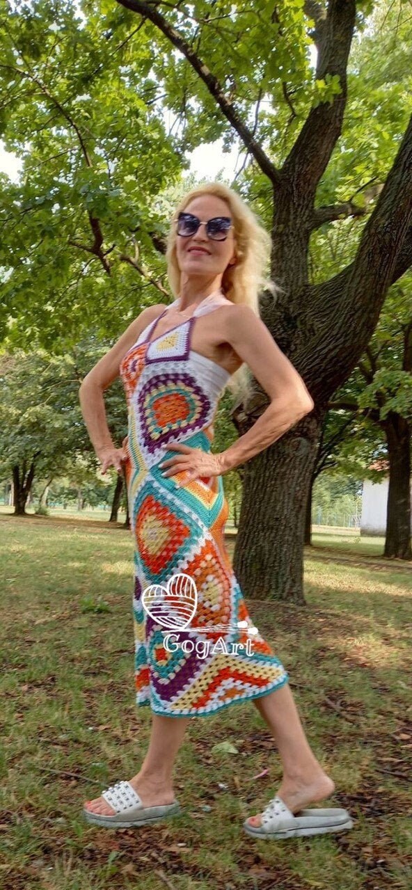 Handgefertigte Häkelarbeit Strand Brautkleid Boho Sommer Spitze Leicht Braut Cover Up Wearable Art Statement Piece von GogArt