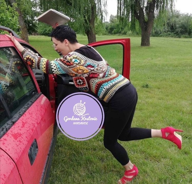 Tiefer V Crop Top Mit Langen Ärmeln Mehrfarbig Häkeln Granny Square Taille Handgehäkelt Boho Festival Tragbare Kunst Jetzt von GogArt