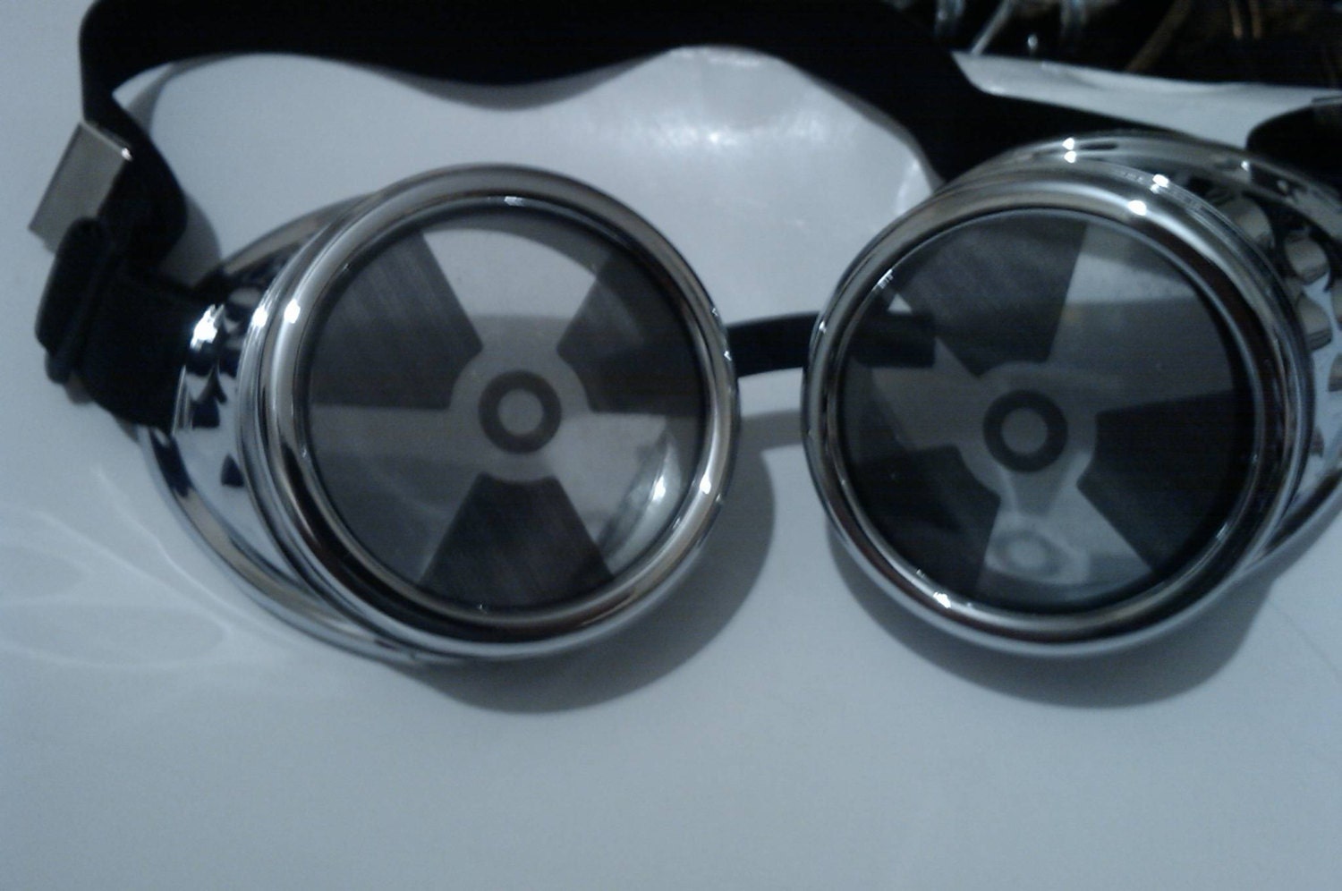 Silber Steam Punk Goggles Hand Maßgeschneiderte Free Uk Lieferung Silber Steam Punk Goggles Hand Maßgeschneiderte Free Uk Lieferung von GogglesnStuff