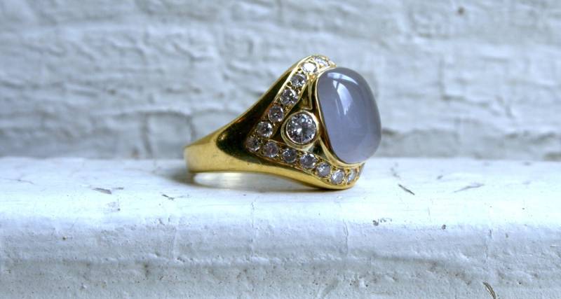 Wunderschöner 18K Gelbgold Chalcedon Und Diamant Verlobungsring - 6, 02Ct von GoldAdore