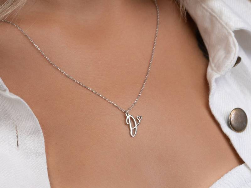 sterling Silber Initial Herz Halskette Benutzerdefinierte Buchstabe Anhänger von GoldAndPieces