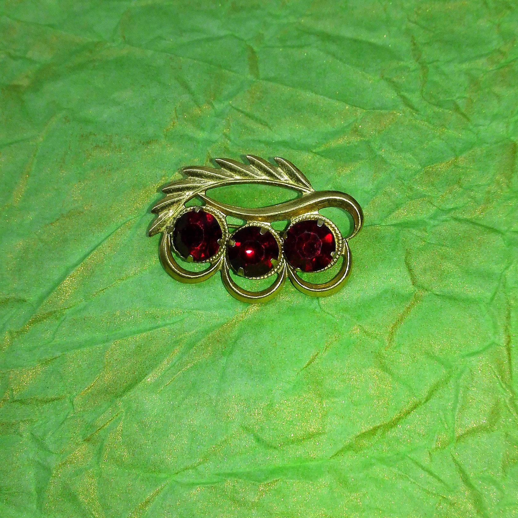 Rote Steine Brosche Vintage 1980Er Jahre von GoldAnt