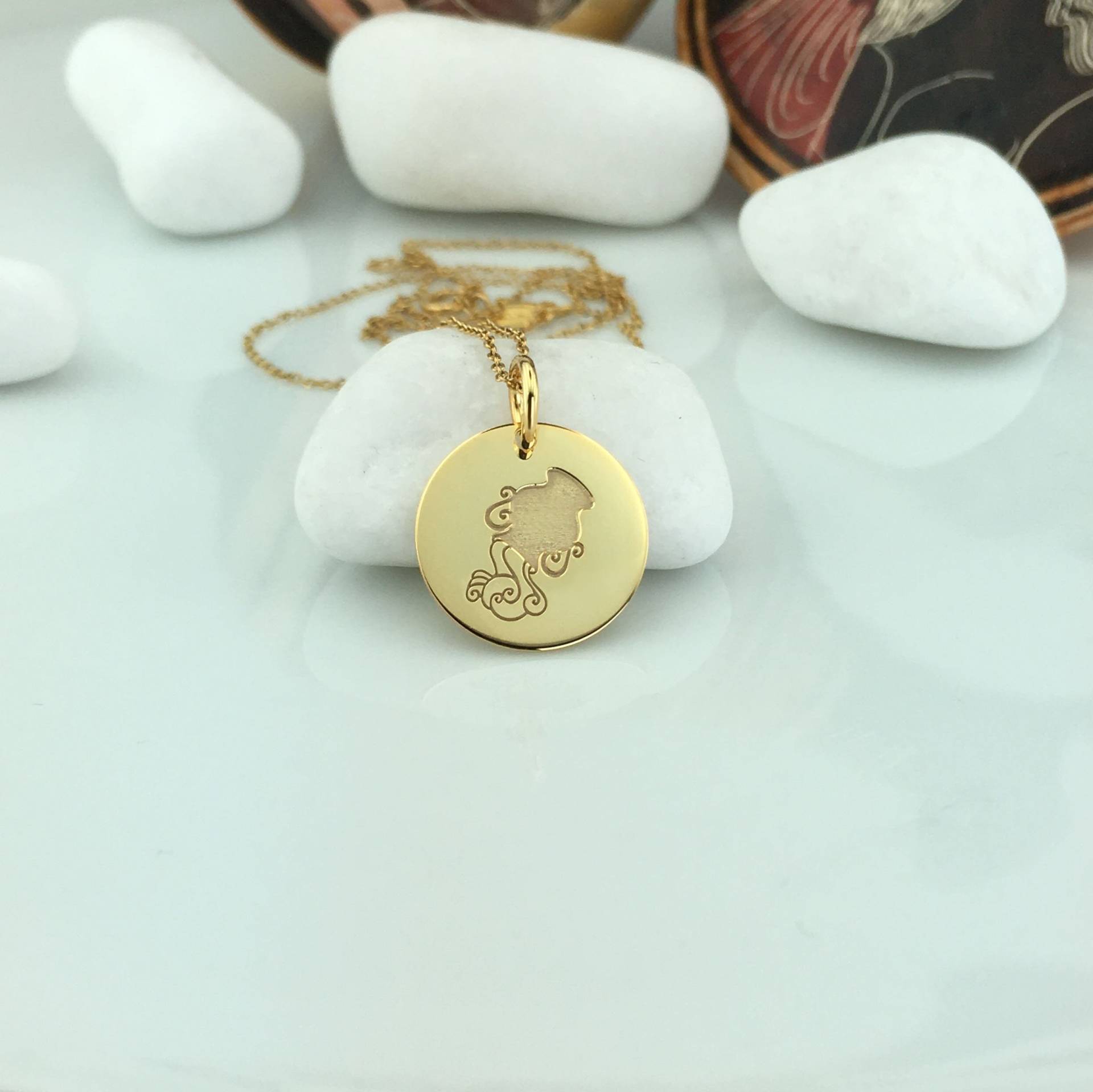 Echte 14K Solid Gold Aquarius Sternzeichen Halskette, Personalisierte Anhänger, Layering Schmuck, Charm Echte 14K Solid Gold Aquarius Sternzeichen Halskette, Personalisierte Anhänger, Layering Schmuck, Charm von GoldCubeLab
