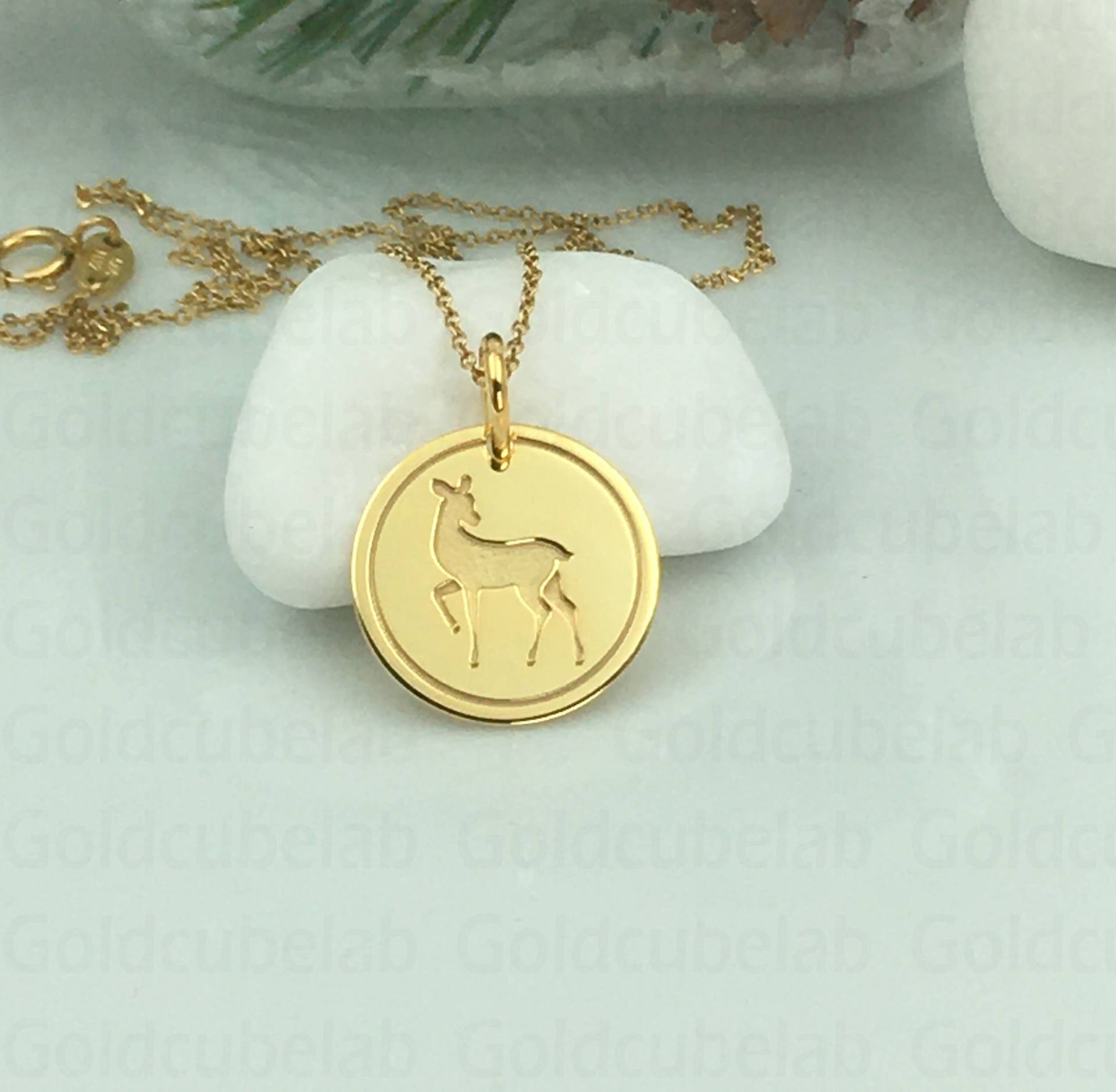 Echte 14K Solid Gold Hirsch Halskette, Personalisierte Anhänger, Zierliche Liebhaber Schmuck, Charm Tier Benutzerdefinierte von GoldCubeLab