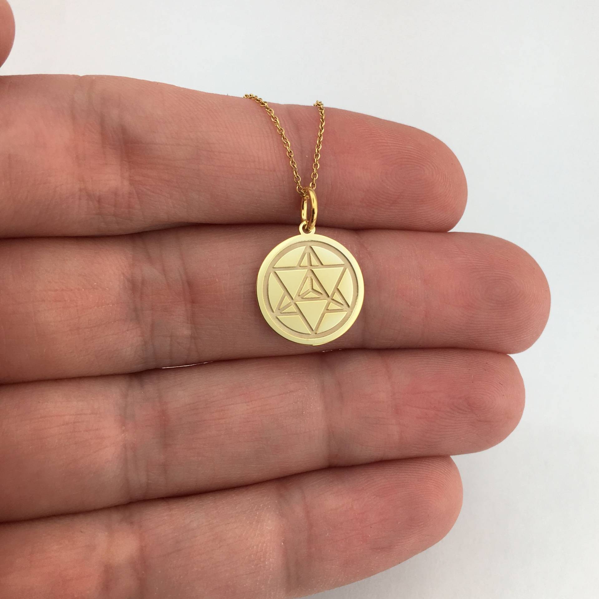 Echte 14K Solid Gold Merkaba Halskette, Personalisierte Meditation Anhänger, Kraft Symbol, Charm Solomon Kabbalah Amulett Schmuck von GoldCubeLab