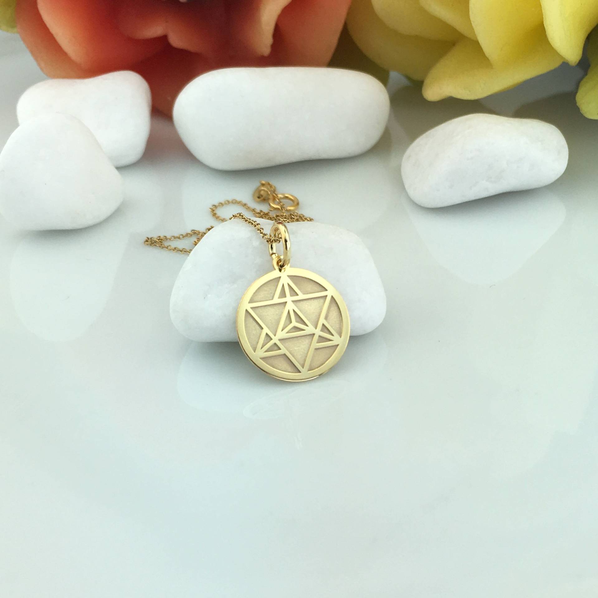 Echte 14K Solid Gold Merkaba Stern Halskette, Personalisierte Anhänger, Schmuck, Charm Meditation Symbol, Kraft Symbol von GoldCubeLab