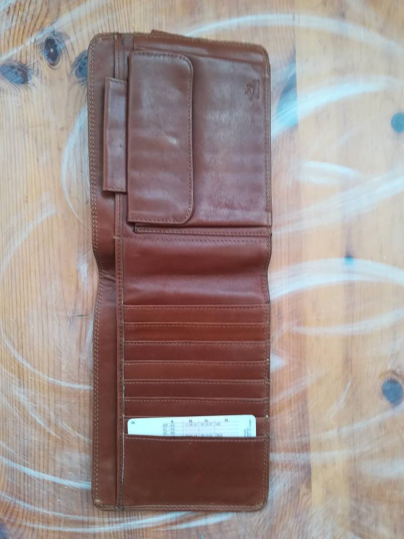 Tula Leather Zip Wallet Vintage Braunes Leder, Große Kapazität von GoldFishCrafts