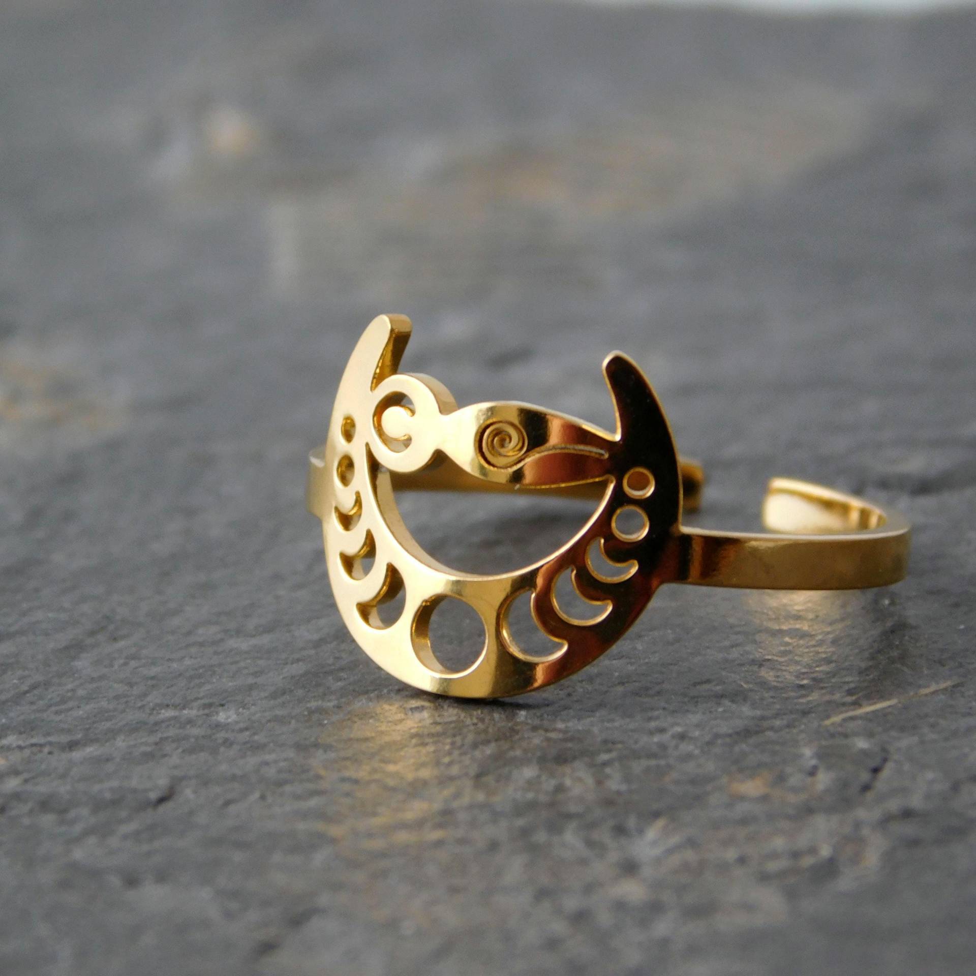Ring Spiralgöttin Mondphasen Ring Spiralgöttin Mondphasen von GoldKindMannheim