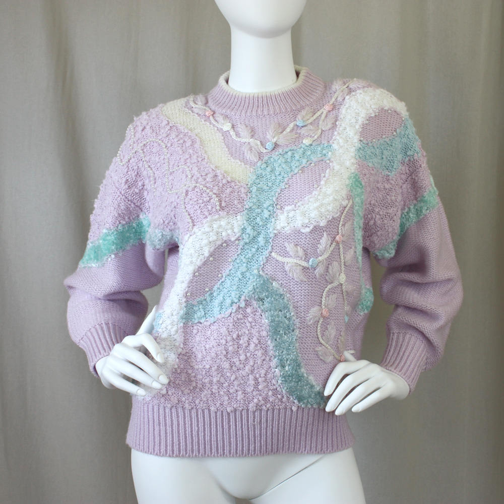 80Er Jahre Pastell Lila Hässliche Genial Pullover | Perle/Blume Funkeln Teppich Schnur Kleine 80Er Jahre Pastell Lila Hässliche Genial Pullover | Perle/Blume Funkeln Teppich Schnur Kleine von GoldMoonVintage