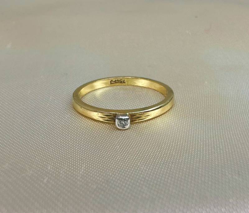 18K Gold Diamant Ring, Stapelbarer Us Größe 6 1/4 von GoldRingClub