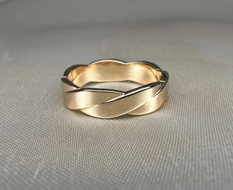 18K Rose Gold Verschlungener Ehering, Us Größe 5 von GoldRingClub