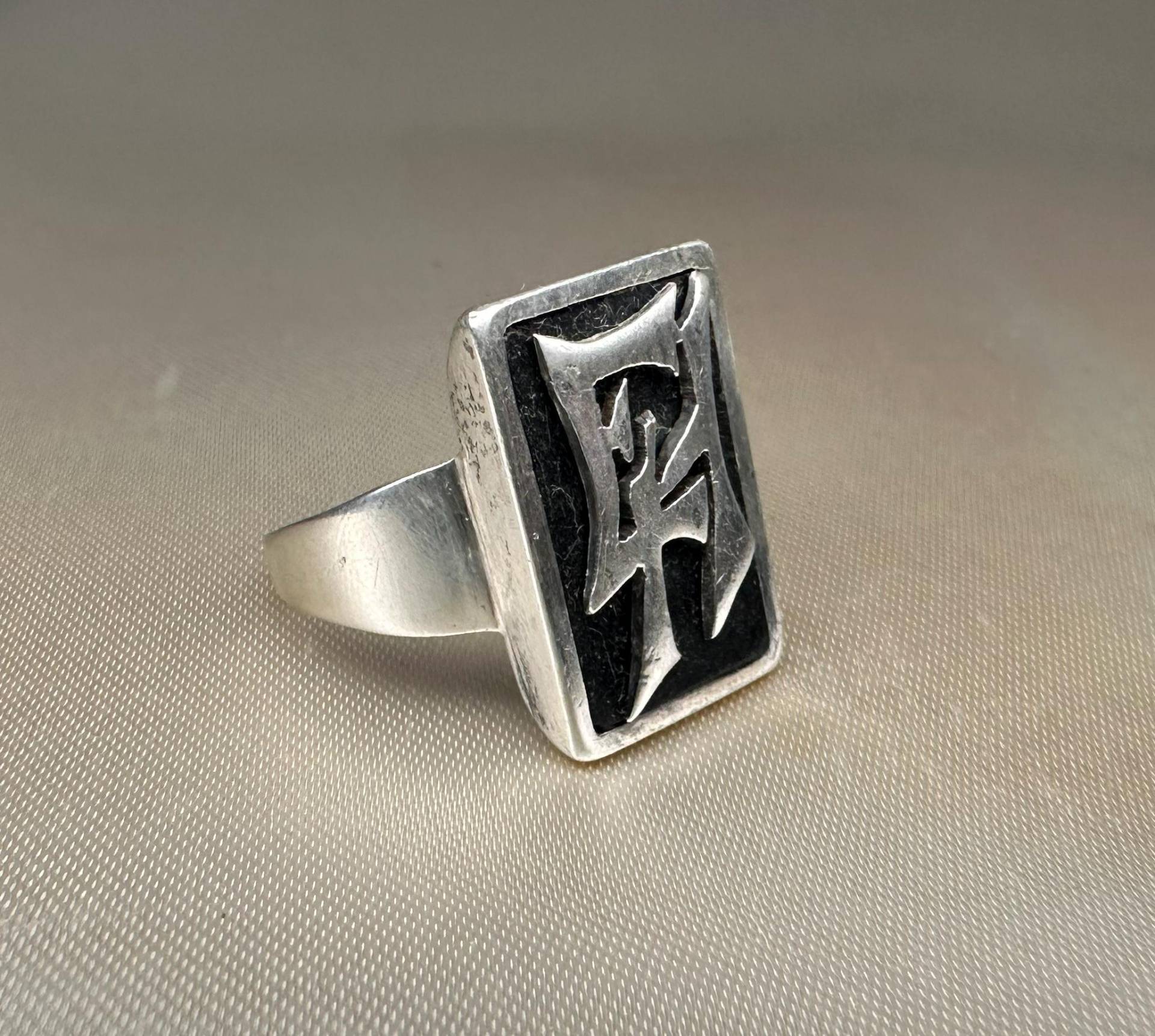 Antiker Deutscher Silber Siegelring "Eh' Monogramm Onyx Ring, Größe 57 von GoldRingClub