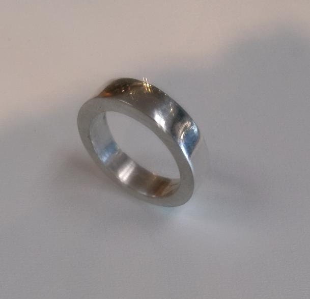 925 Sterling Silber, Hergestellt Auf Bestellung Von Handgeschmiedet Ring, Chunky Und Schwer, 5 X 2, 8 Mm 925 Sterling Silber, Hergestellt Auf Bestellung Von Handgeschmiedet Ring, Chunky Und Schwer, 5 X 2, 8 Mm von GoldSilvermetalworks
