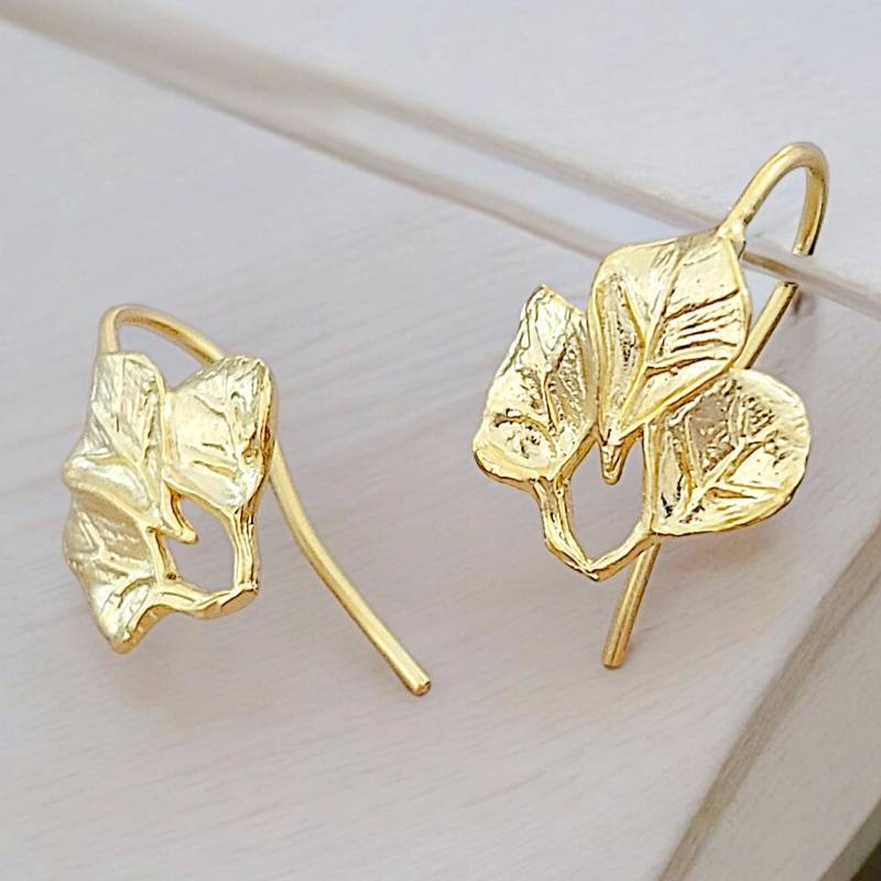 Matte 14K Gold Leaf Hook Ohrringe Messing Ohrring Zubehör von GoldSwan