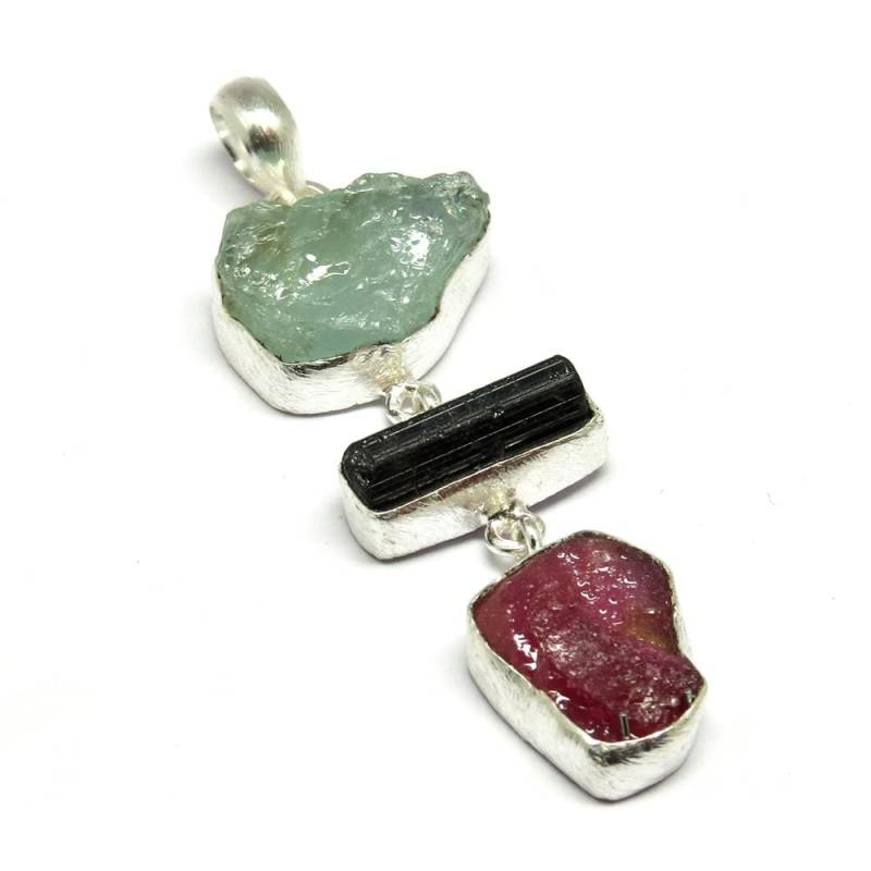 Edelstein Trio Anhänger in Sterling Silber - Roh Rubin, Onyx, Aquamarin | Matt Polierte von GoldTroveJewellery