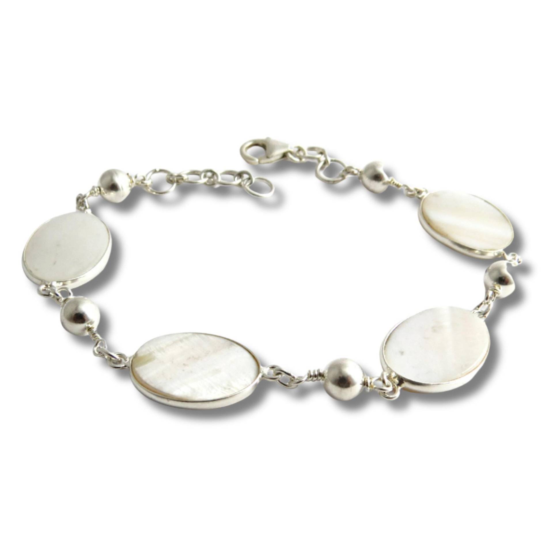 Einzigartiges Perlmutt Armband - 925 Silber Handgefertigter Schmuck Für Frauen, Geburtstagsgeschenk, Eleganter Perlenschmuck Verstellbares Einzigartiges Perlmutt Armband - 925 Silber Handgefertigter Schmuck Für Frauen, Geburtstagsgeschenk, Eleganter Perlenschmuck Verstellbares von GoldTroveJewellery