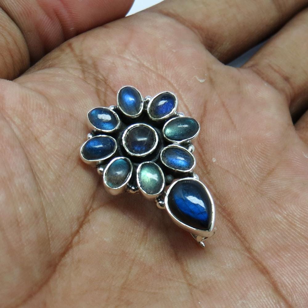 Labradorit Silber Brosche Handgemachte Edelstein Anstecknadel Labradorit Silber Brosche Handgemachte Edelstein Anstecknadel von GoldTroveJewellery
