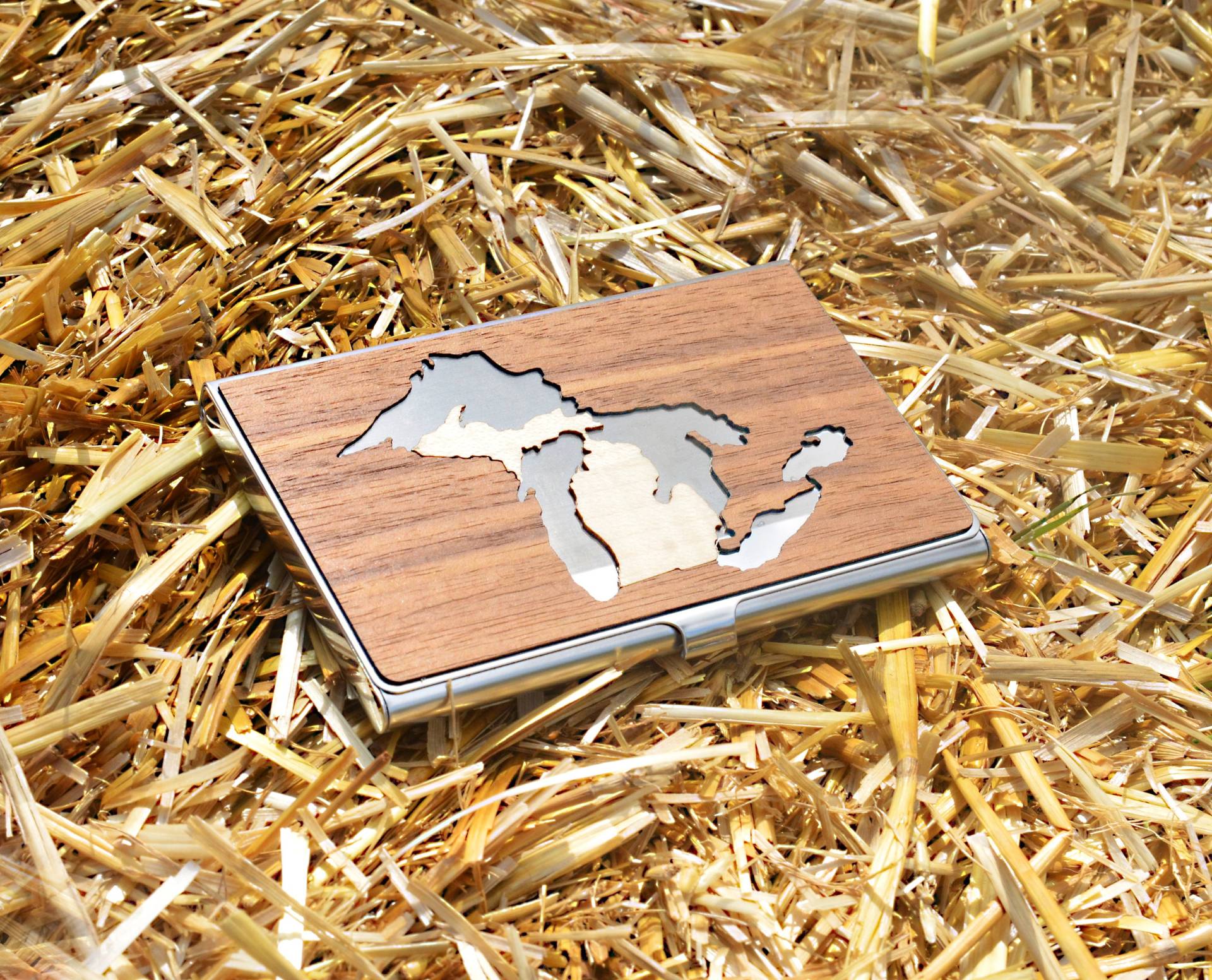 Visitenkarte Fall Holz, Visitenkartenhalter, Michigan Karte, Große Seen Geschenke, Brieftasche, Geschenk, Handschuh Staat Visitenkarte Fall Holz, Visitenkartenhalter, Michigan Karte, Große Seen Geschenke, Brieftasche, Geschenk, Handschuh Staat von GoldandGrainDetroit