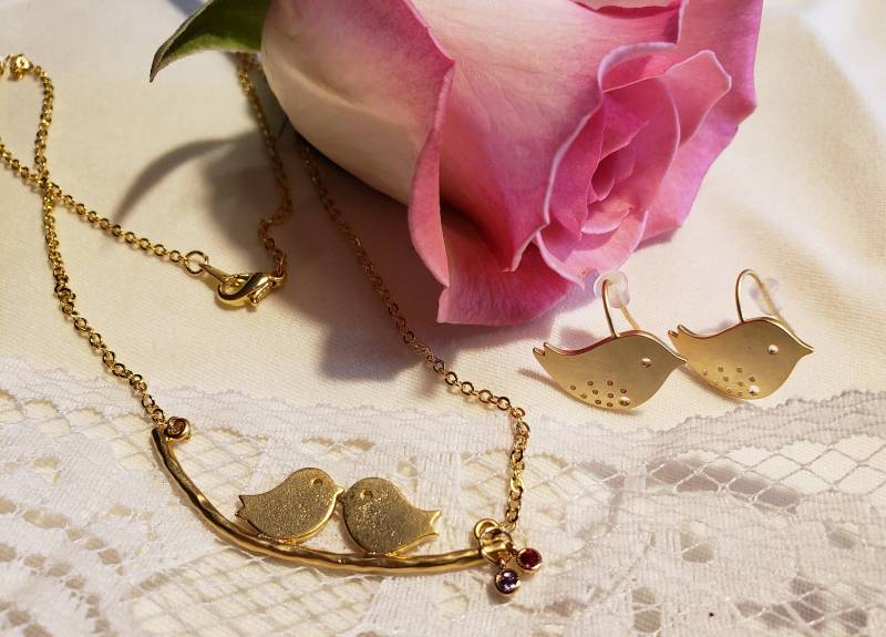 Spatzen Birthstones | Anpassbare Halskette Und Ohrringe von GoldberrysCottage