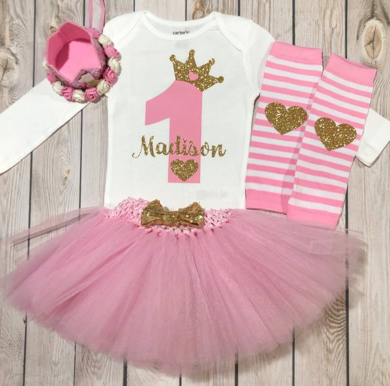 Erstlings Geburtstag Prinzessinen Outfit Handgemachtes Cake Smash Set Erstlings Geburtstag Prinzessinen Outfit Handgemachtes Cake Smash Set von Goldclouds