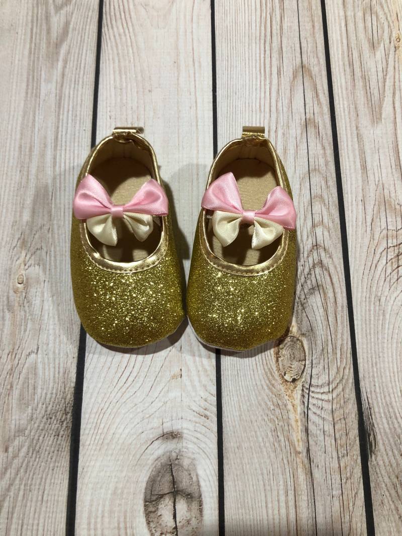 Gold Glitzer Babyschuhe Rosa Schleife, Erster Geburtstag Gold Glitzer Babyschuhe Rosa Schleife, Erster Geburtstag von Goldclouds