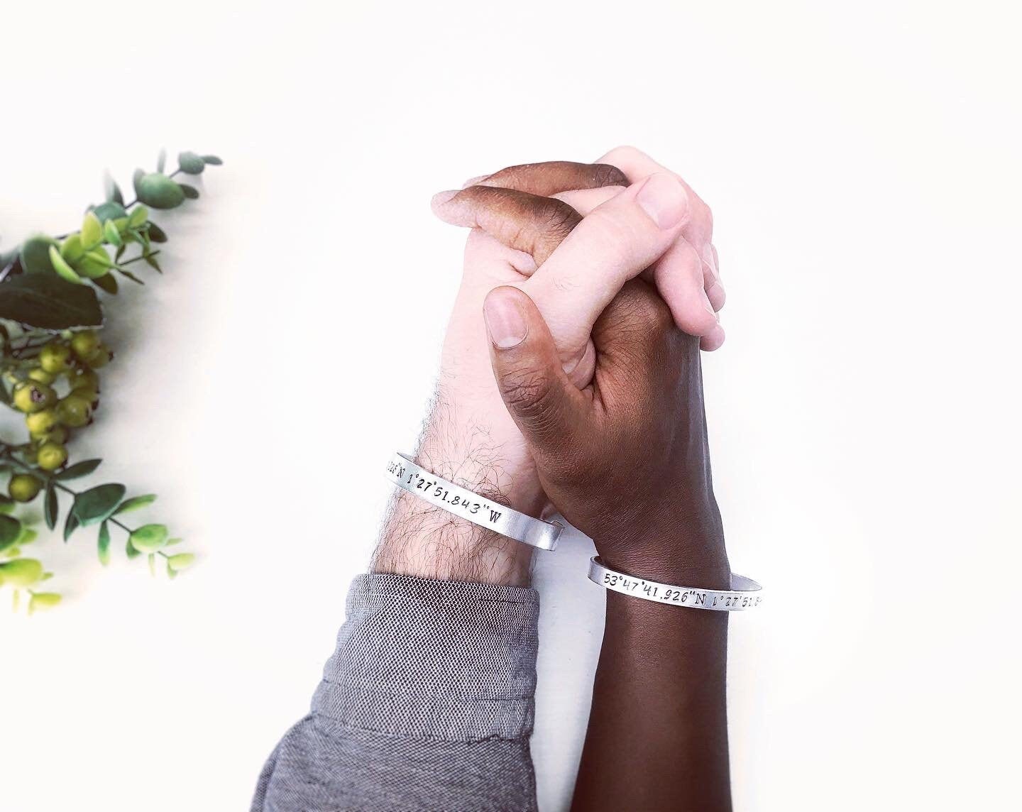 Handgestempeltes Paar Armbänder // Koordinaten Armband Längen-Breite Für Ihn Und Handgestempeltes Paar Armbänder // Koordinaten Armband Längen-Breite Für Ihn Und von GoldcrestDesignsUK