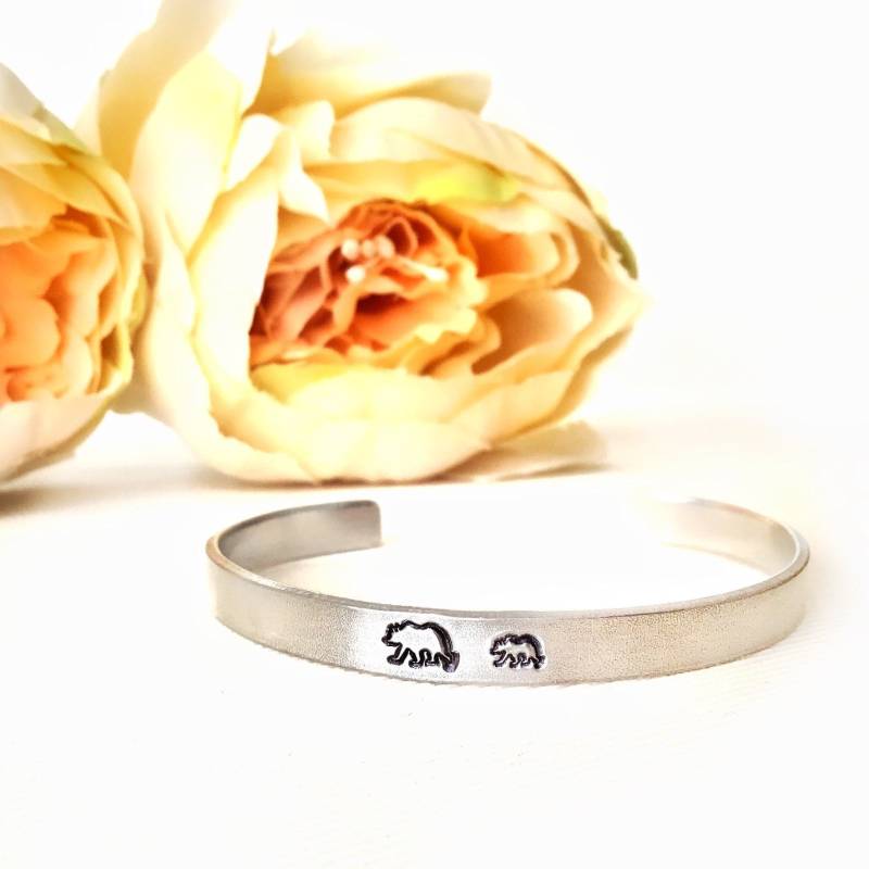 Mama Bär Armband // Baby Geschenk Für Mama Bär Armband // Baby Geschenk Für von GoldcrestDesignsUK