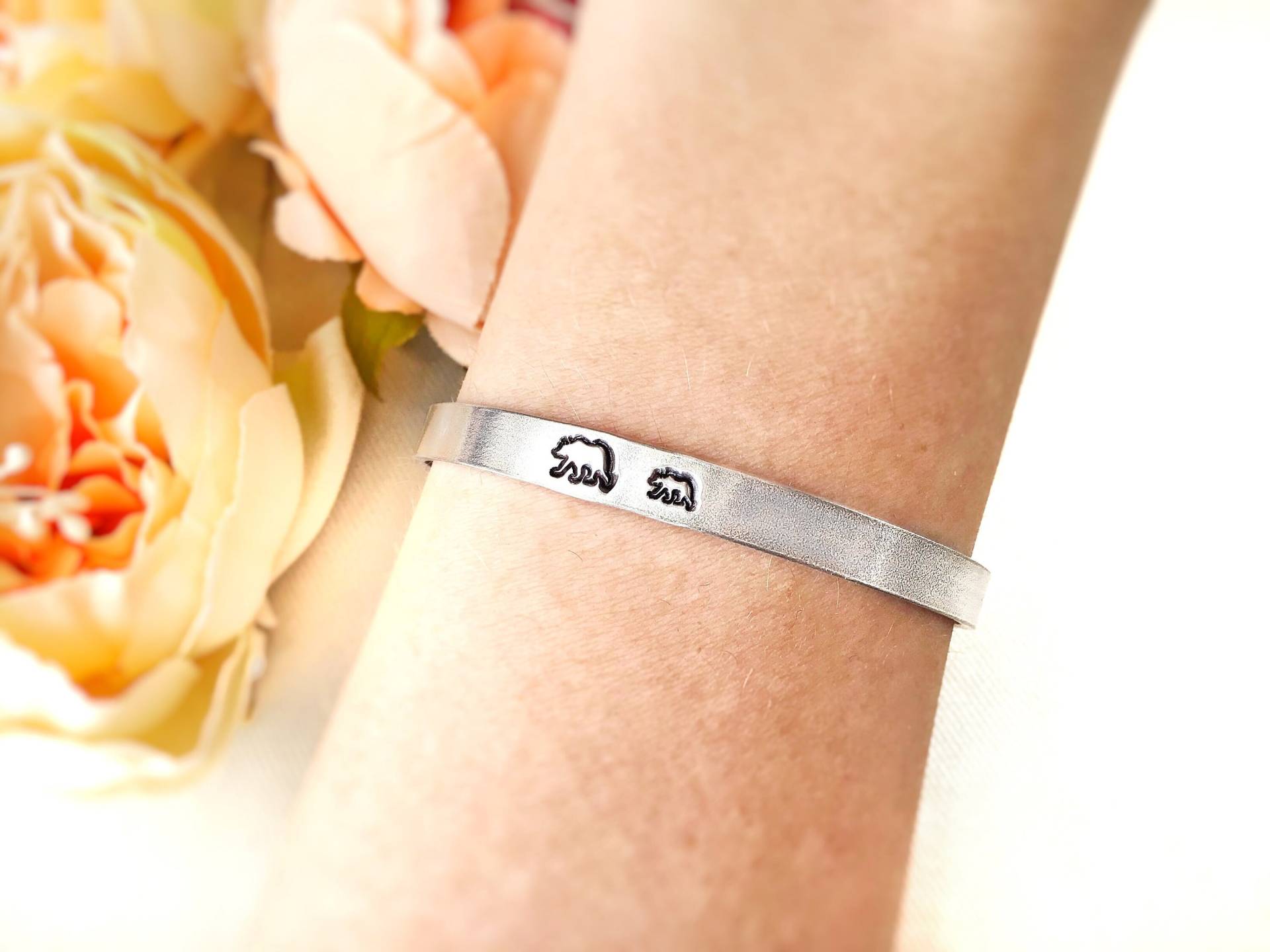 Neue Mama Geschenk // Bär Armband Baby Shower Für/Erwartet Push Präsent Neue Mama Geschenk // Bär Armband Baby Shower Für/Erwartet Push Präsent von GoldcrestDesignsUK