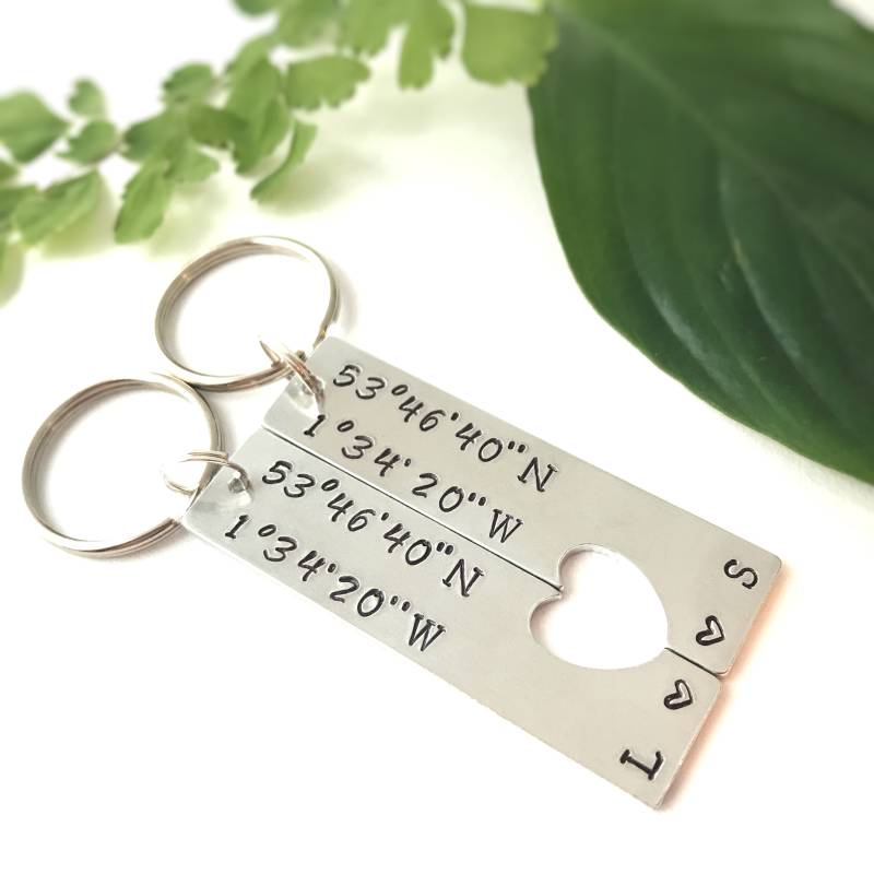 Personalisierter Koordinaten Schlüsselanhänger // Längengrad Breite Geschenk Für Sie Und Ihn Hochzeitstag von GoldcrestDesignsUK