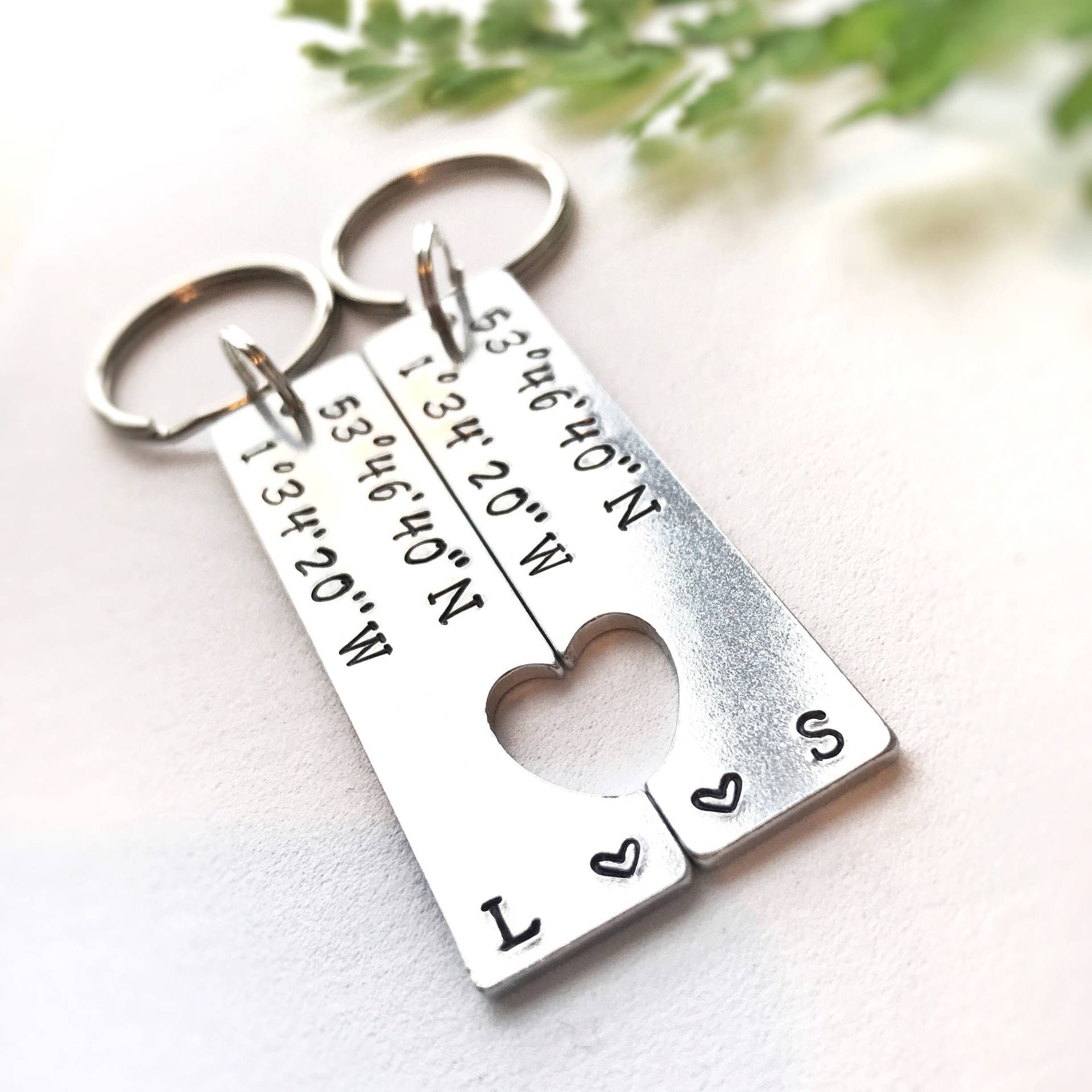 Personalisierter Längen-Breite-Schlüsselanhänger // Schlüsselanhänger Für Paare Koordinaten Geschenk Neues Haus Hochzeitstag Personalisierter Längen-Breite-Schlüsselanhänger // Schlüsselanhänger Für Paare Koordinaten Geschenk Neues Haus Hochzeitstag von GoldcrestDesignsUK