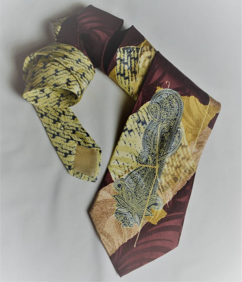 Hubert Milano Herren Seidenkrawatte Vintage Burgund Golg Beige Krawatte Abstrakter Druck Made in Italy Cravate Designer von Goldeas