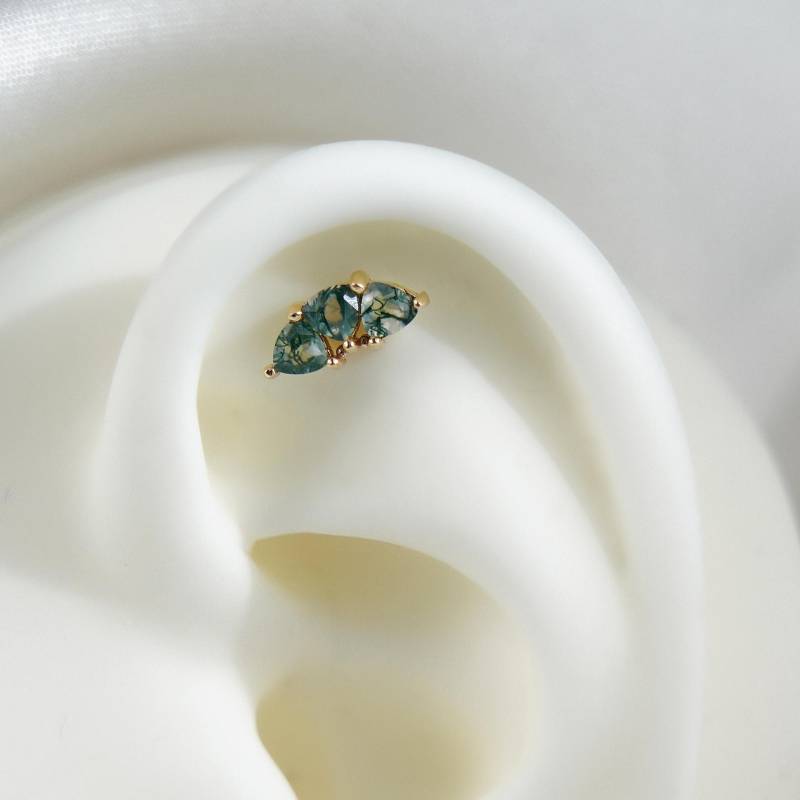 14K Solid Gold Moosachat Kletterer Ohrring Grüner Edelstein Knorpel Helix Ohrläppchen Push Back Stud Natur-Inspirierter Schmuck Piercing Geschenk von GoldenAuraPiercings