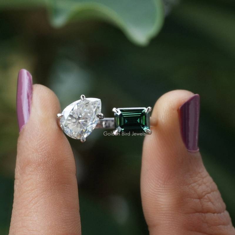 Birne & Smaragd Moissanite Toi Et Moi Ring/Grüner Verlobungsring 14K Solid Gold Brautjungfer Brautgeschenk Für Sie von GoldenBirdJewellery