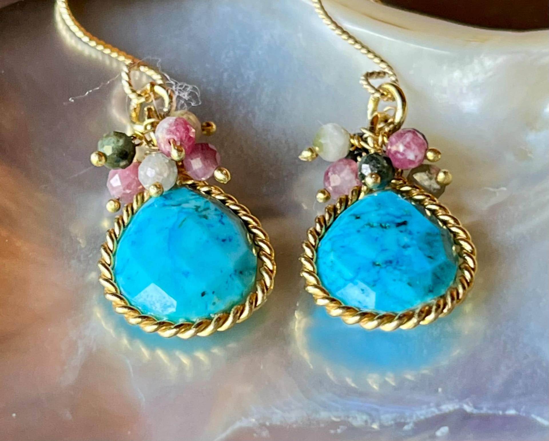 Hell Und Feminin Hell Und Feminin von GoldenCityJewels