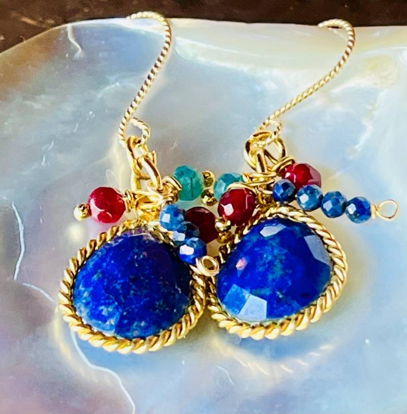 Mitternachtsgroße Eleganz in Blau Und Gold Mitternachtsgroße Eleganz in Blau Und Gold von GoldenCityJewels