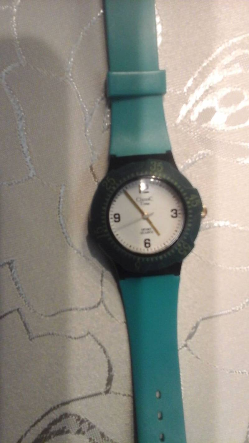 Sportuhr, Classic Time, Armbanduhr, Grün Sportuhr, Classic Time, Armbanduhr, Grün von GoldenFrangipani
